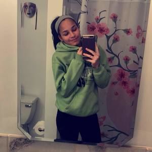 Meet your Posher, Kaitlyn